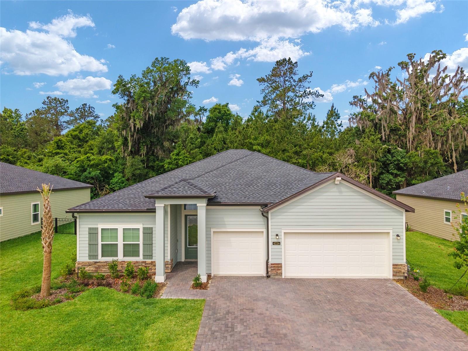 BELLECHASE OAK HAMMOCK - Residential