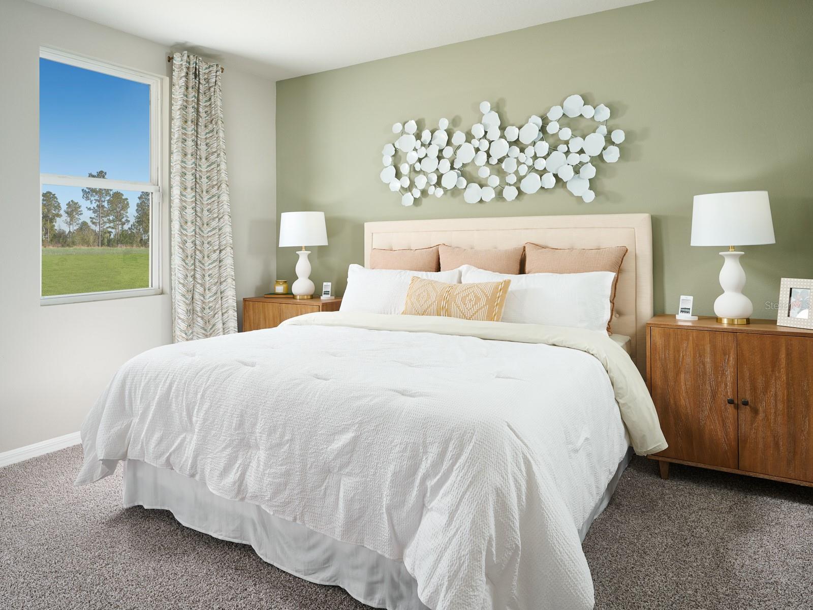 CRESCENT LAKES - Residential