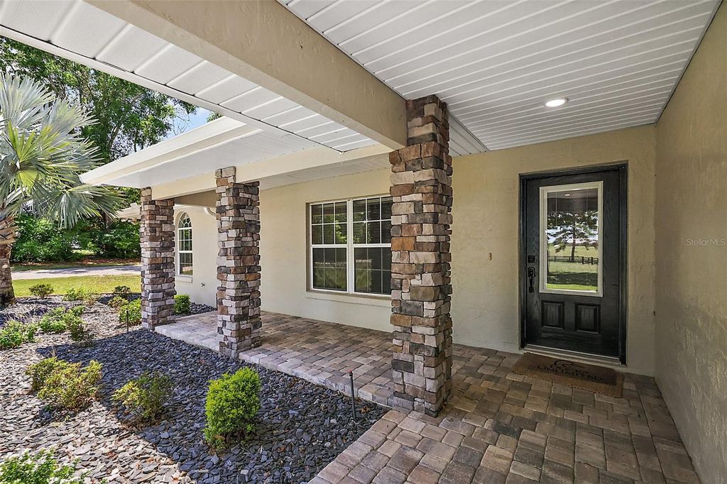 Photo of 15360 SE 73rd Ave, Summerfield, FL 34491 (MLS # OM703542)