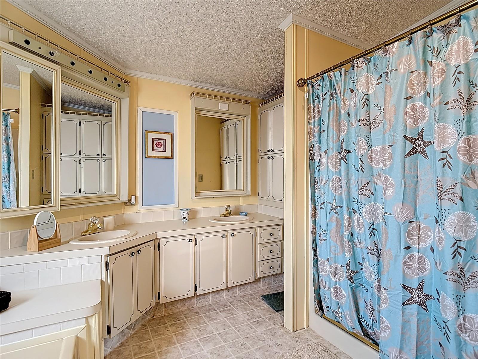 BROOKRIDGE COMM - Residential