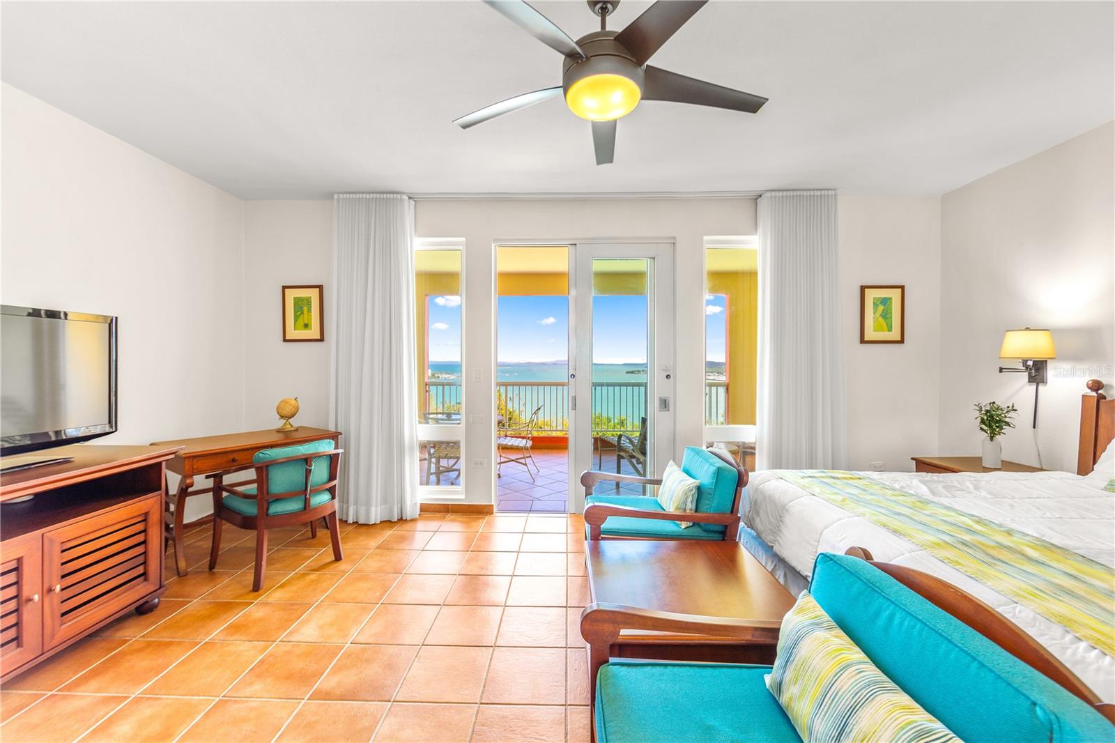 LAS CASITAS VILLAGE - Residential