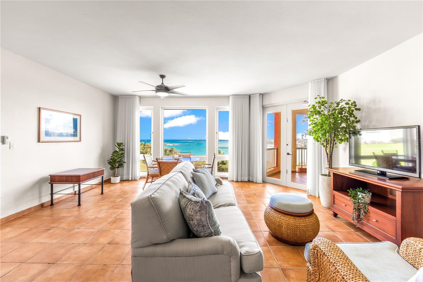 LAS CASITAS VILLAGE - Residential