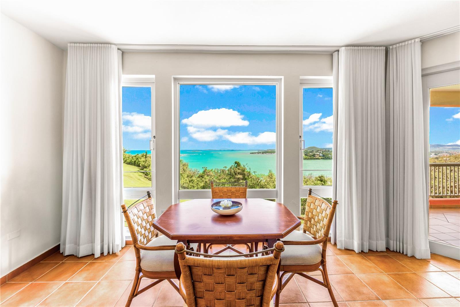 LAS CASITAS VILLAGE - Residential