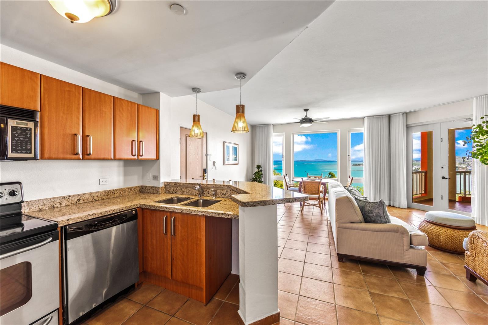 LAS CASITAS VILLAGE - Residential