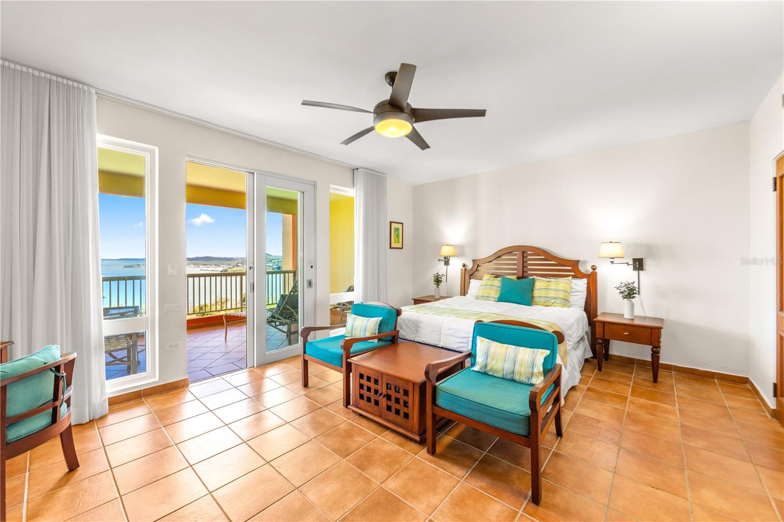 LAS CASITAS VILLAGE - Residential
