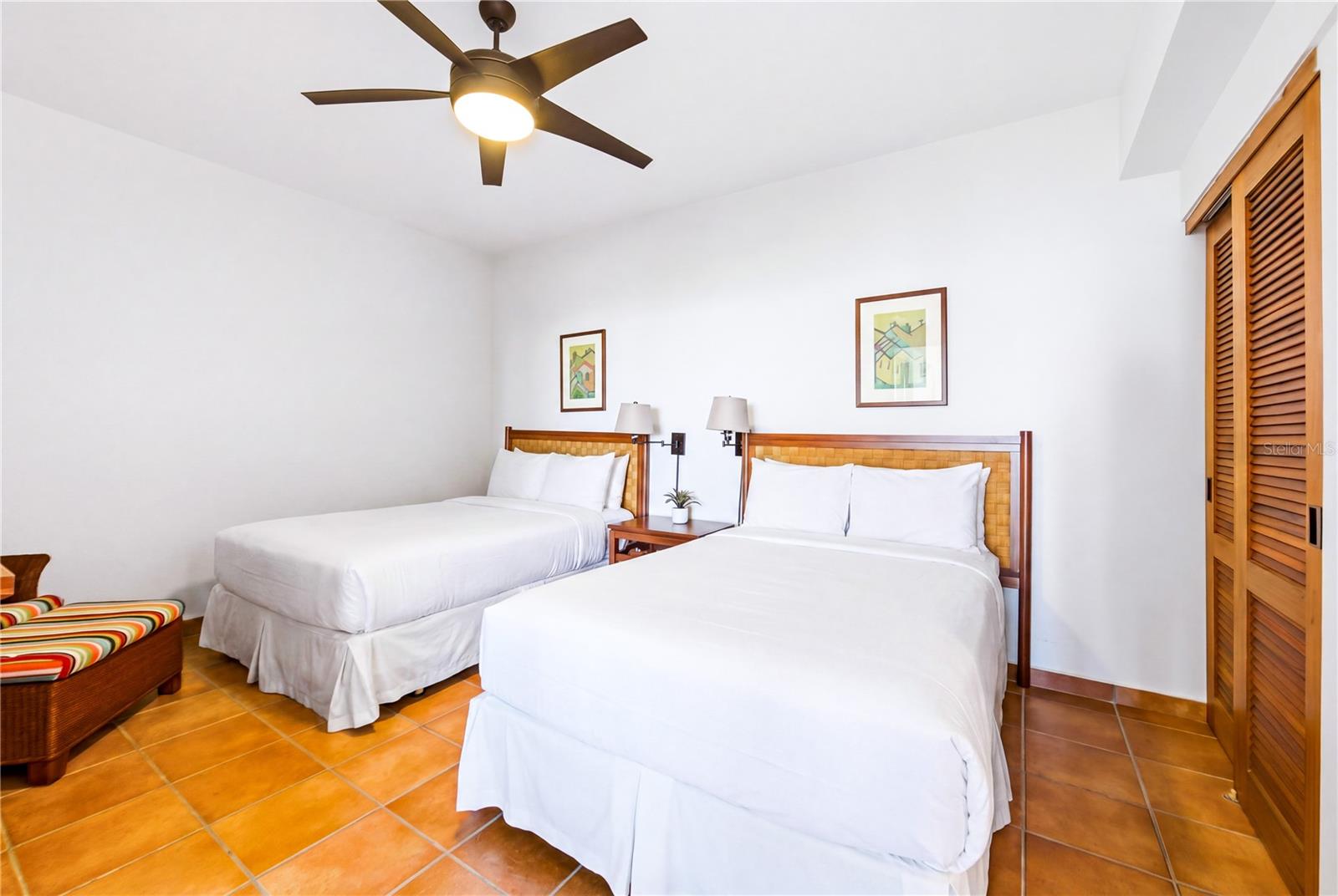 LAS CASITAS VILLAGE - Residential