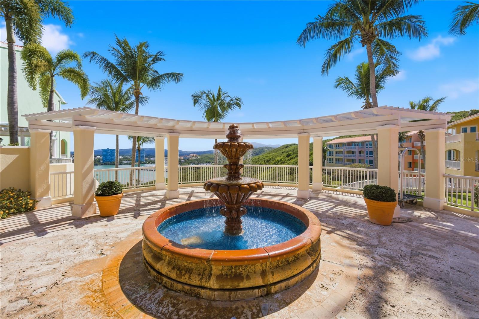 LAS CASITAS VILLAGE - Residential