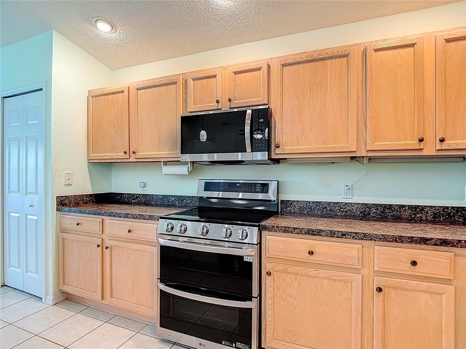 WELLINGTON AT SEVEN HILLS PH 4 - Residential