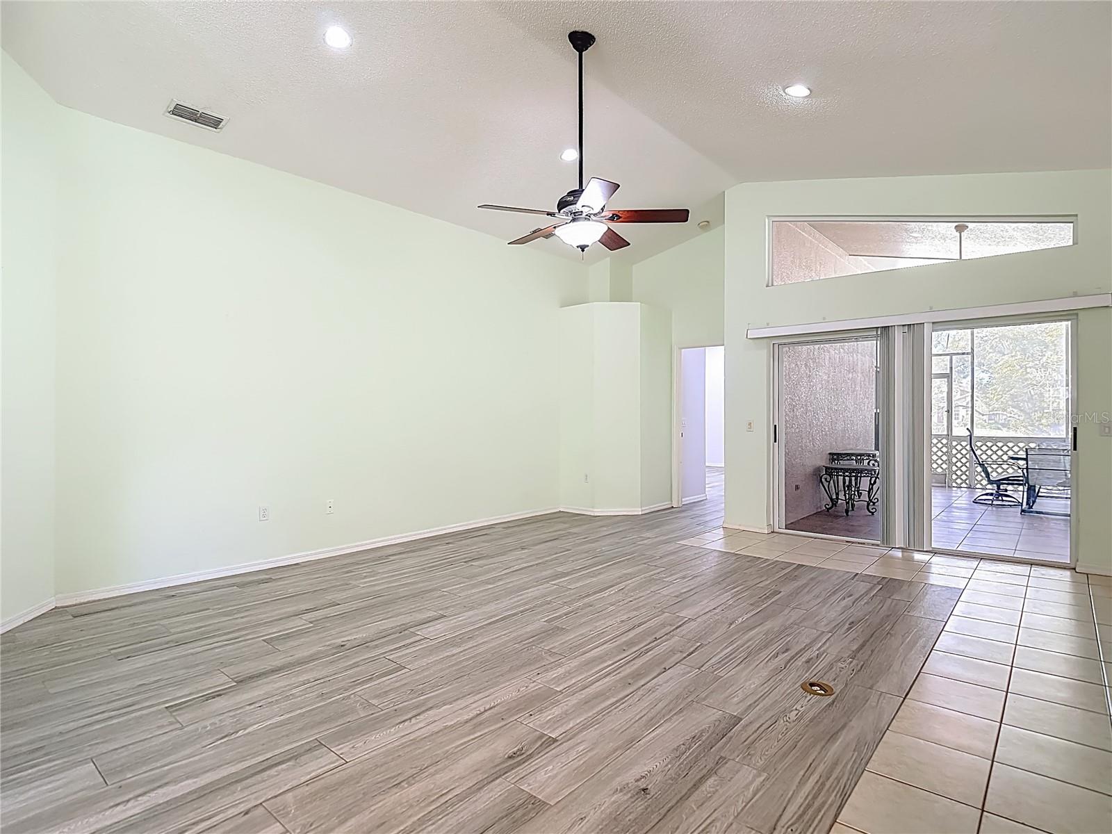 WELLINGTON AT SEVEN HILLS PH 4 - Residential