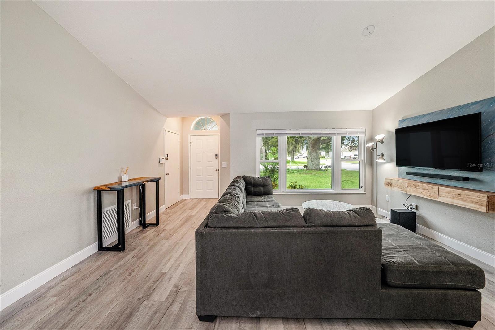 COUNTRY HILLS UNIT TWO C - Residential