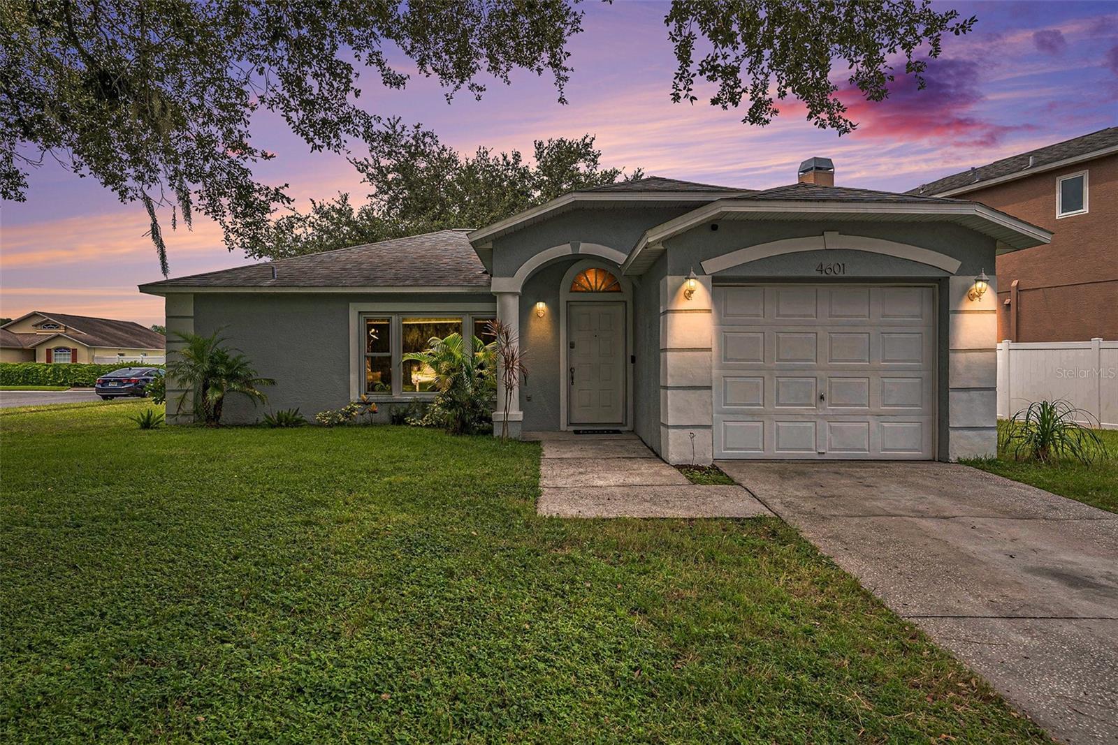 COUNTRY HILLS UNIT TWO C - Residential