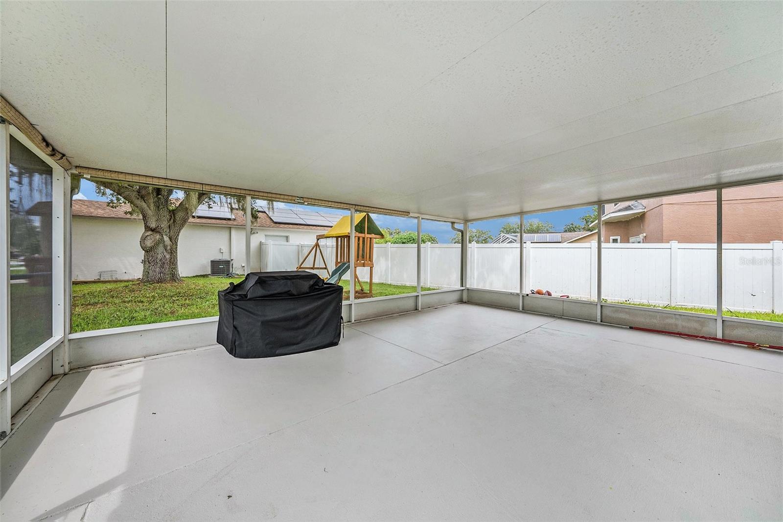 COUNTRY HILLS UNIT TWO C - Residential