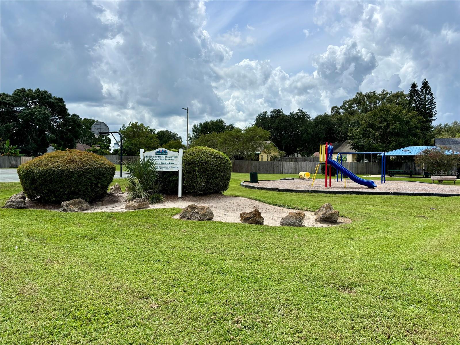 COUNTRY HILLS UNIT TWO C - Residential