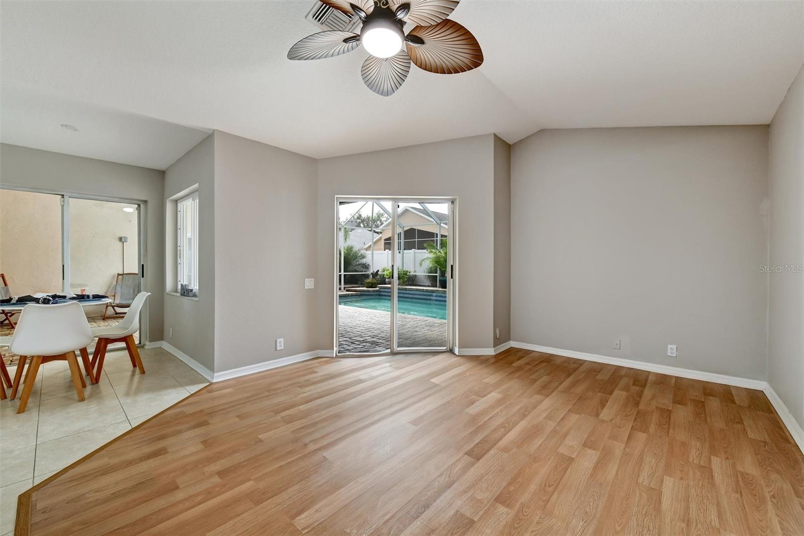 NORTH LAKE OF TARPON SPGS - PH 1 - Residential