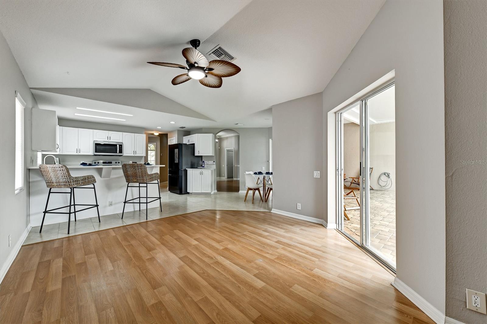 NORTH LAKE OF TARPON SPGS - PH 1 - Residential