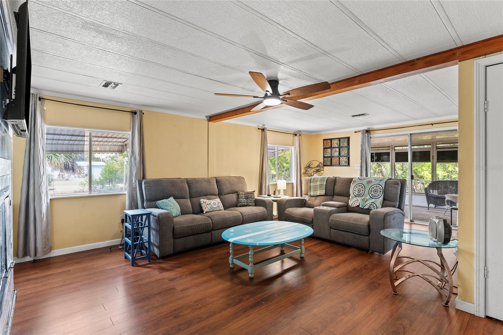 PARKWOOD ACRES - Residential