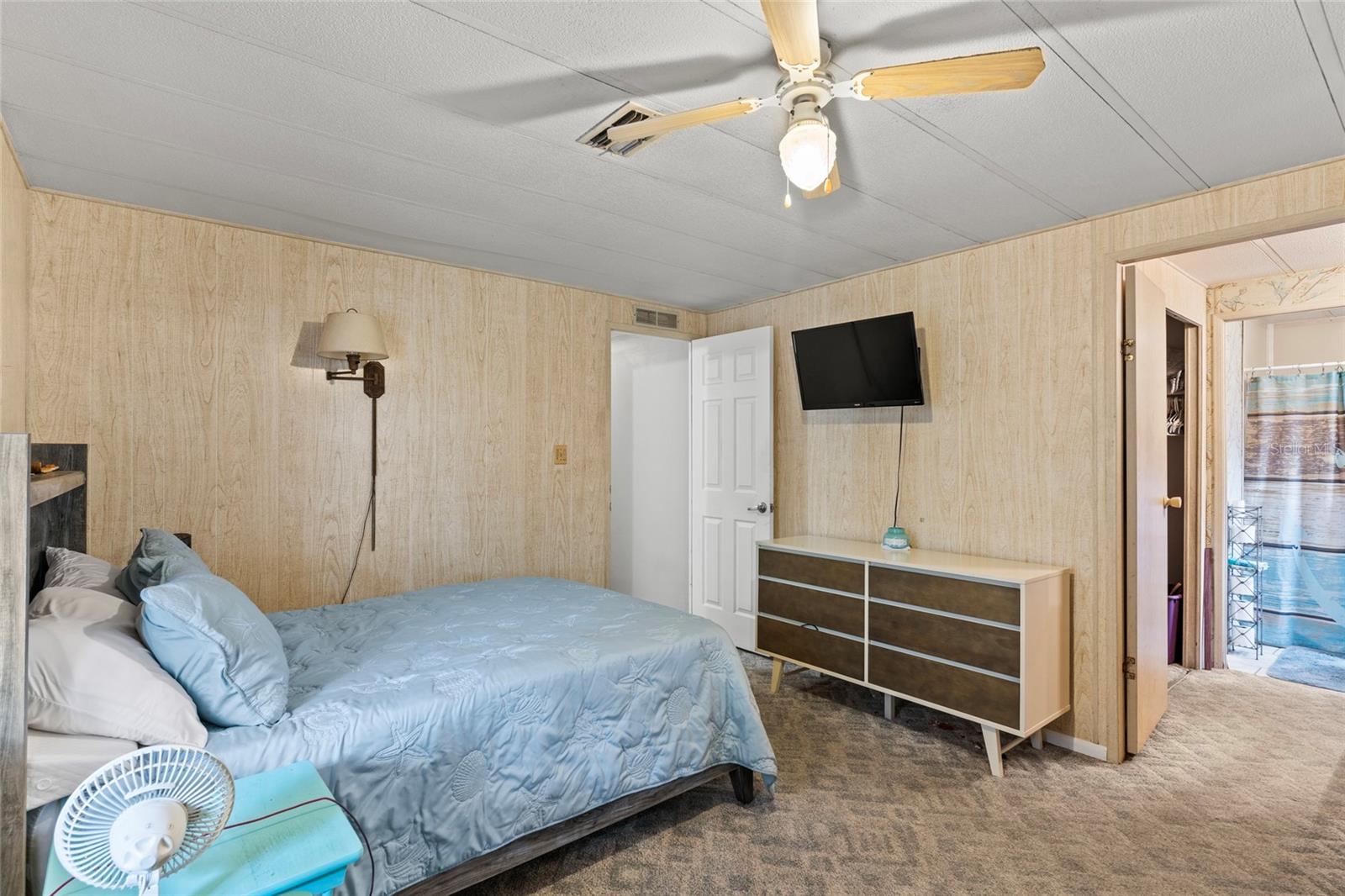 PARKWOOD ACRES - Residential