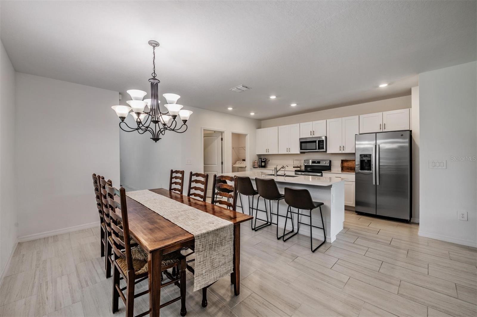 PARK EAST - Residential