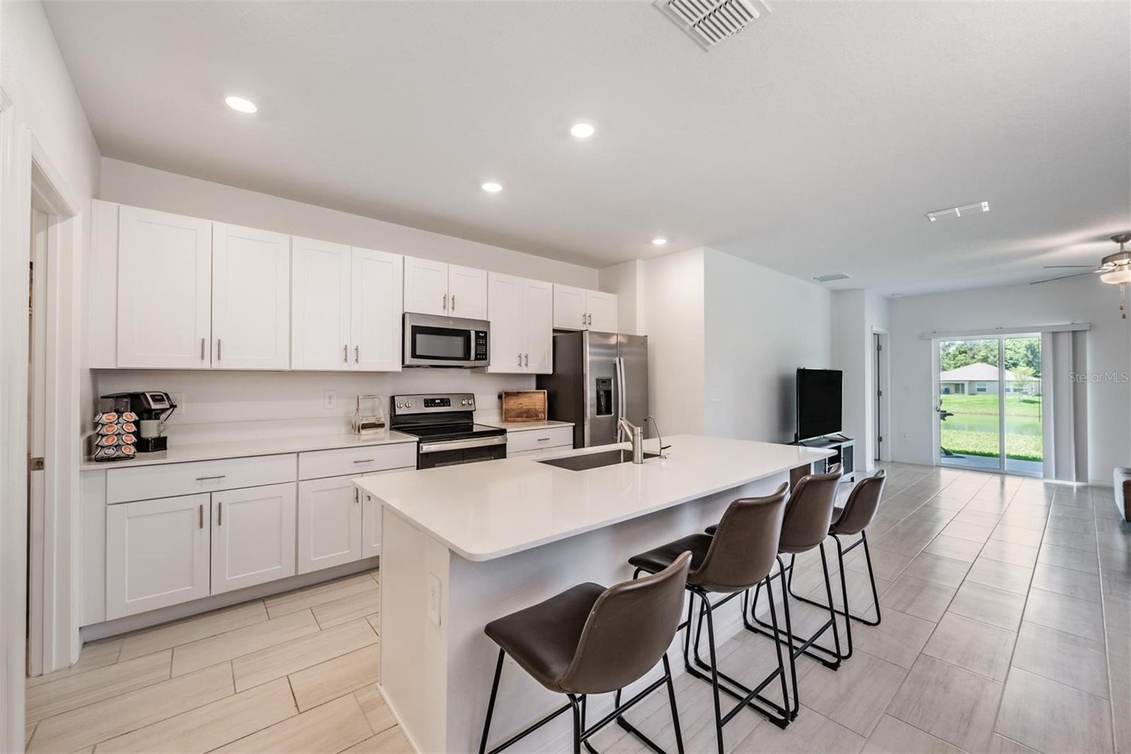 PARK EAST - Residential