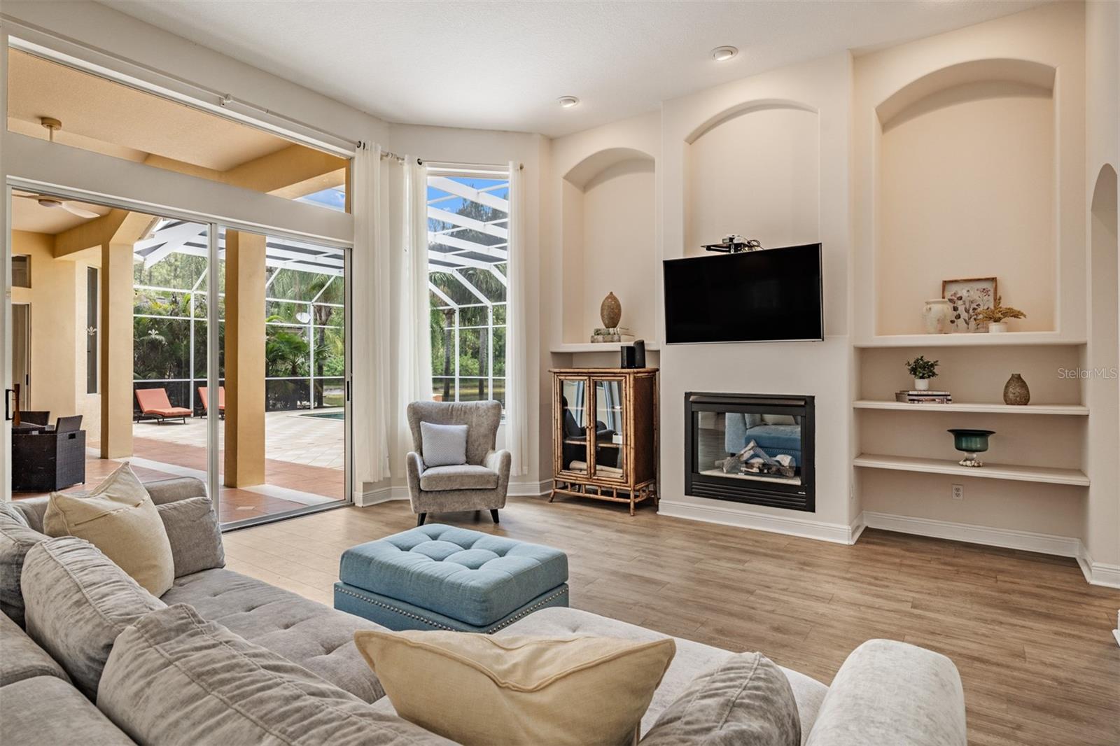 ROBINWOOD AT LANSBROOK - Residential