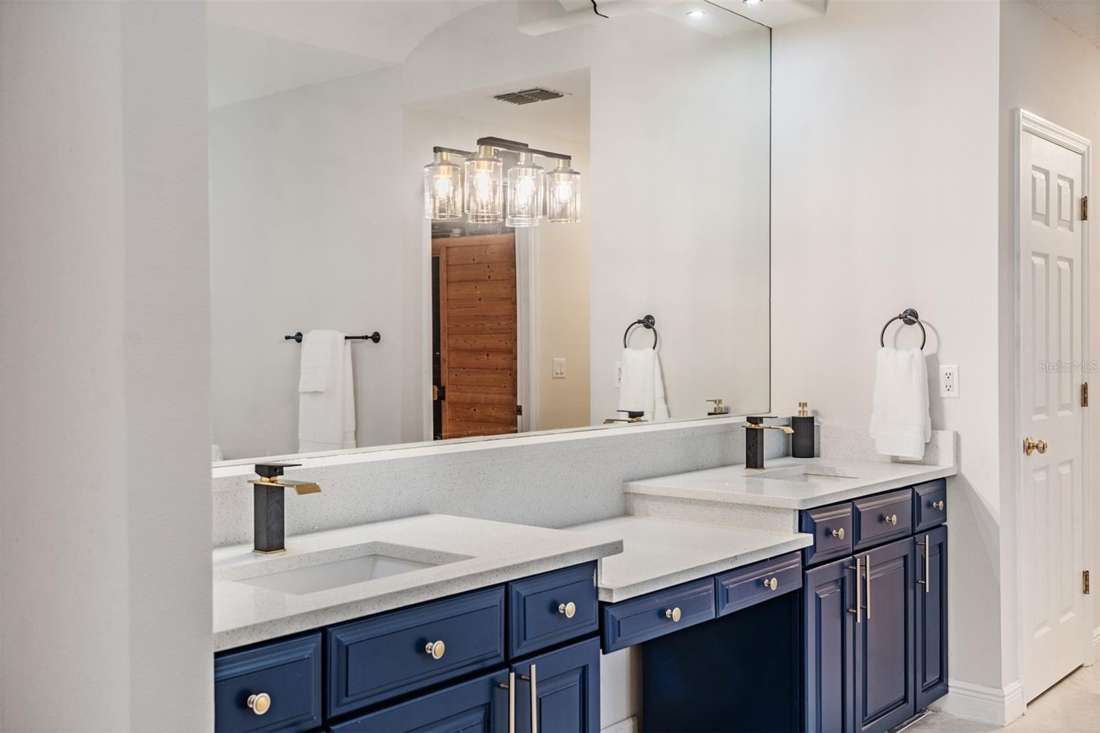 ROBINWOOD AT LANSBROOK - Residential