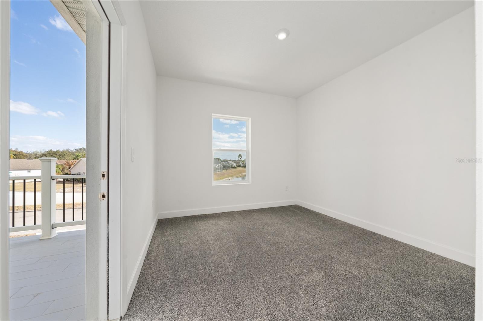 WATERFORD/BRIDGEWATER - Residential