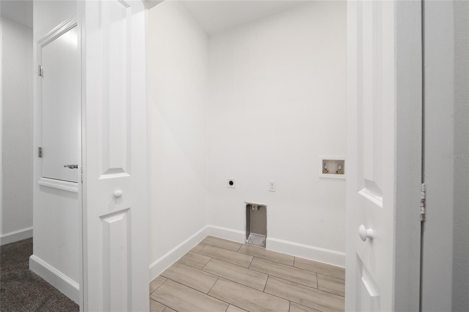 WATERFORD/BRIDGEWATER - Residential