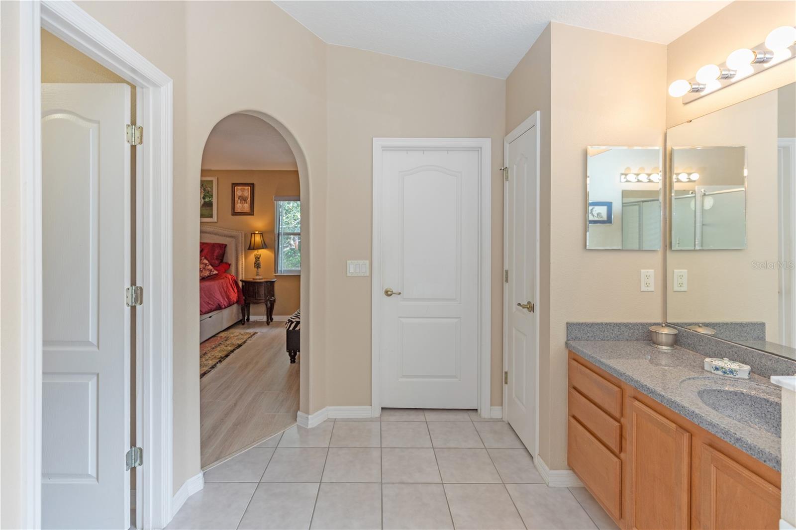 44 GABLES PH 03 - Residential