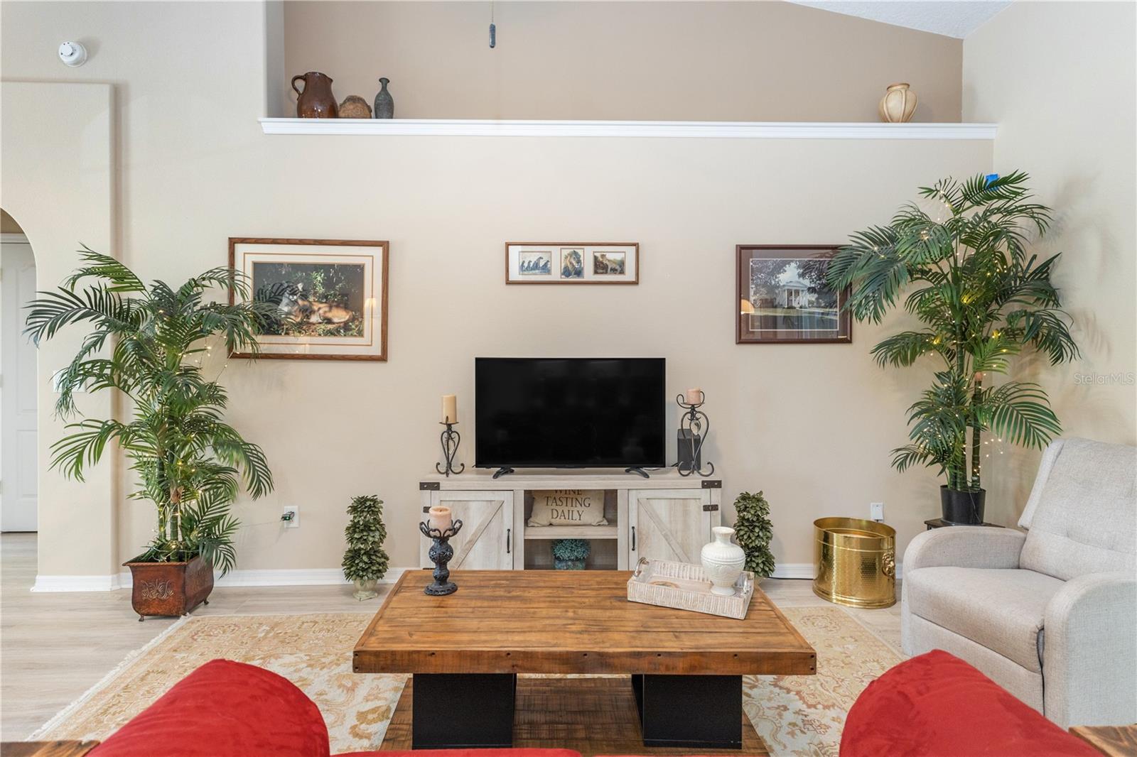 44 GABLES PH 03 - Residential