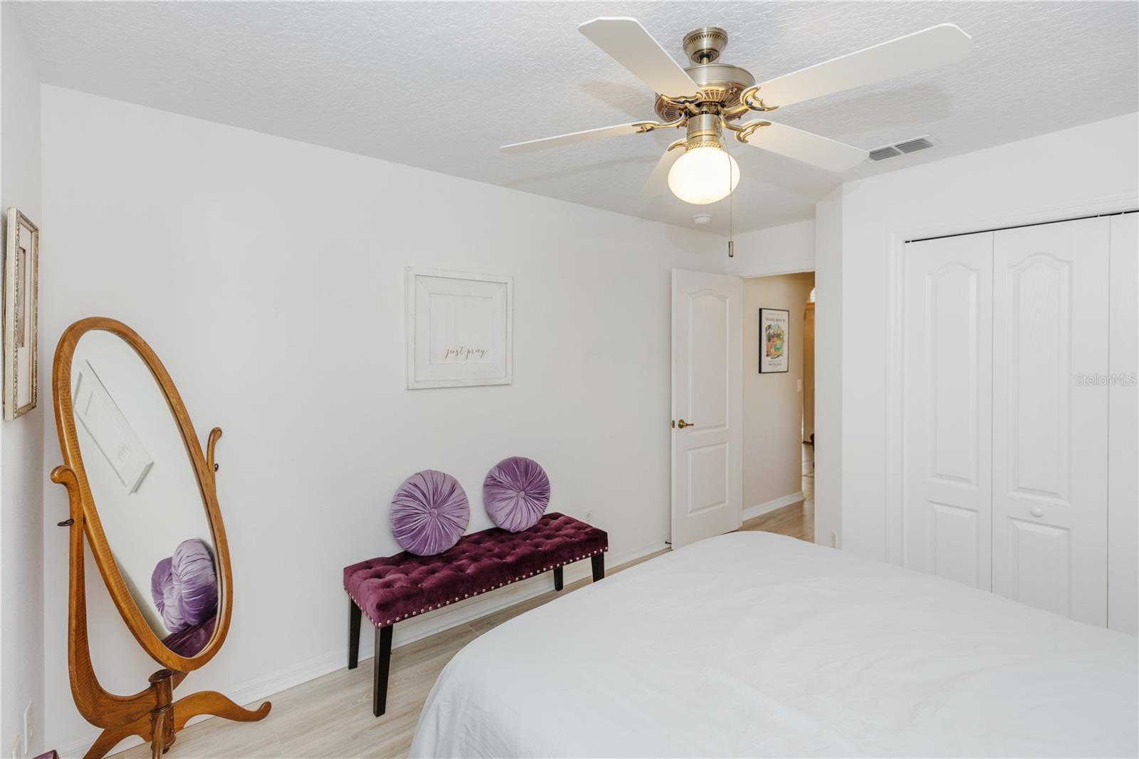 44 GABLES PH 03 - Residential