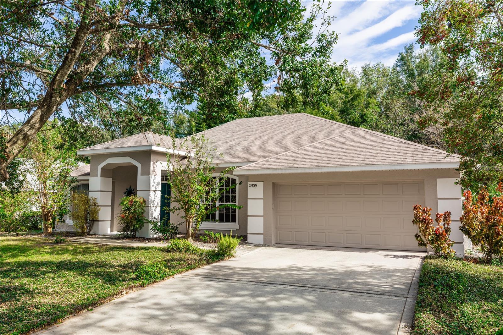 2509 GABLES DRIVE