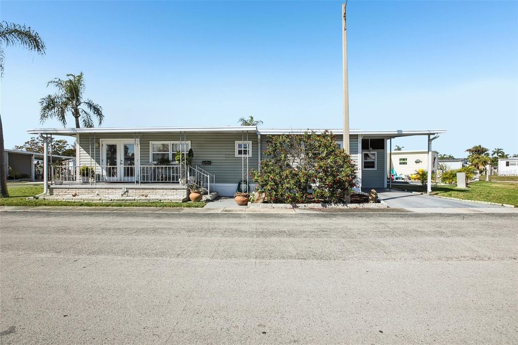 Photo of 82123 B Street N #123, Pinellas Park, FL 33781 (MLS # P4937403)