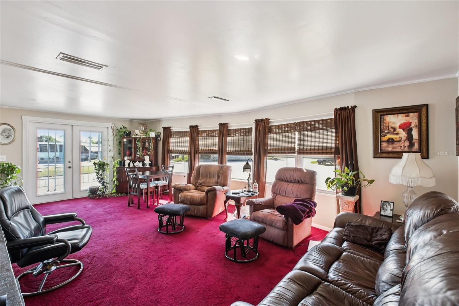 GOLDEN GATE MOBILE HOME PARK UNREC - Residential