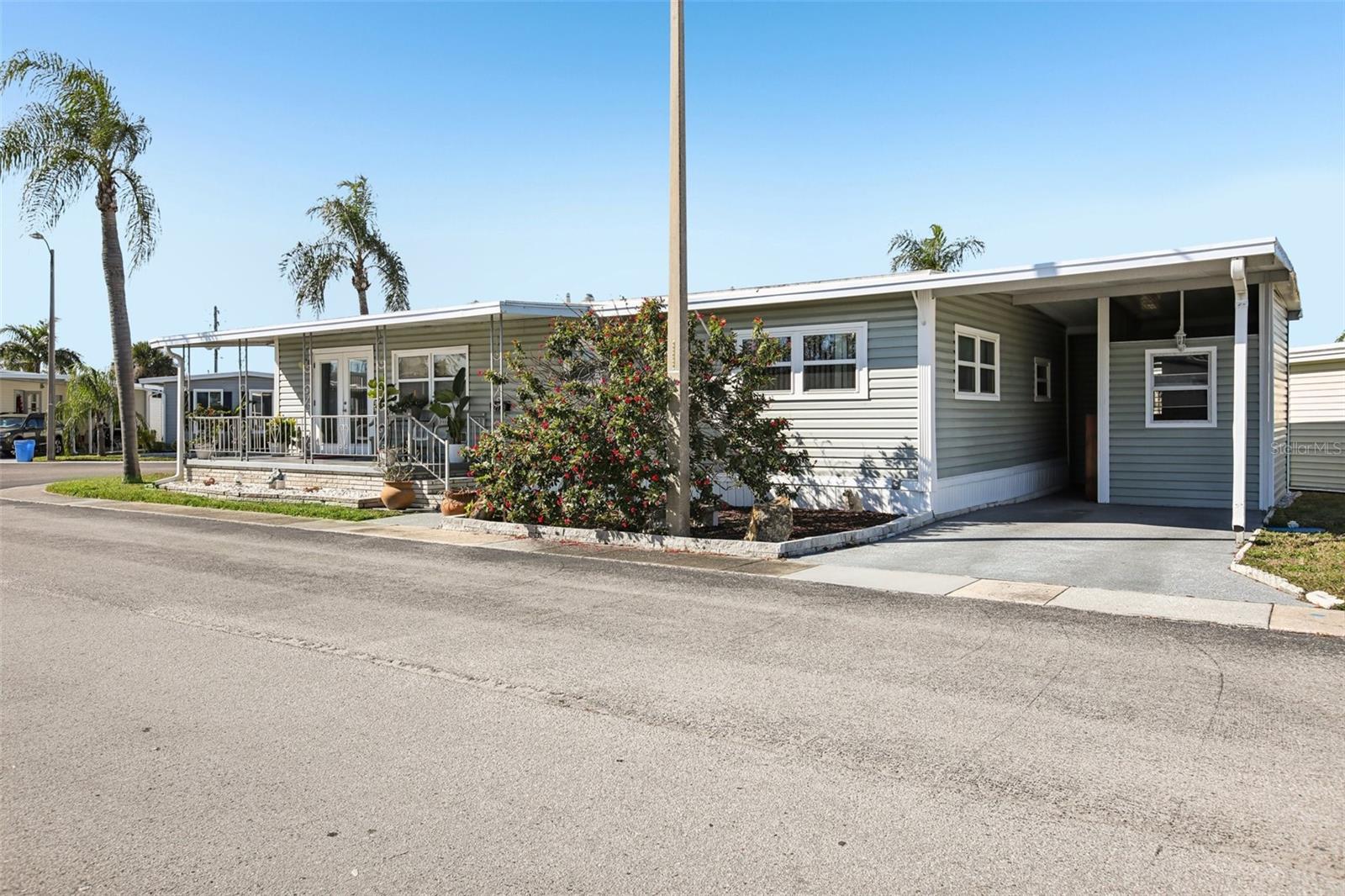 GOLDEN GATE MOBILE HOME PARK UNREC - Residential