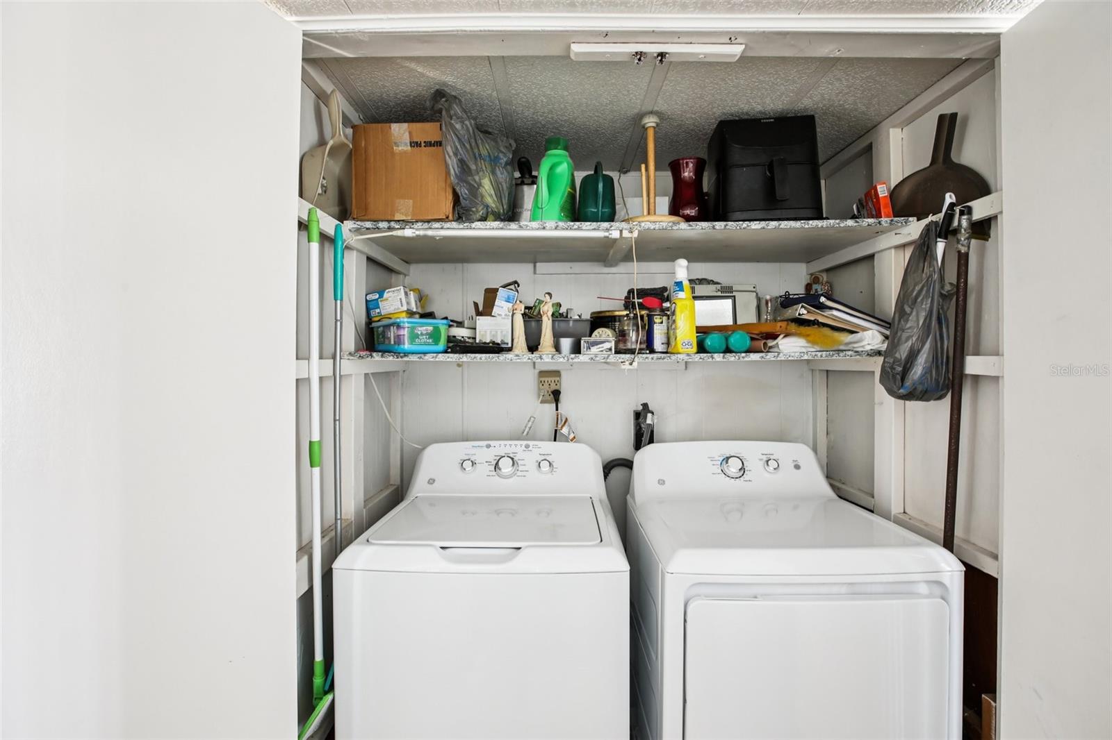 GOLDEN GATE MOBILE HOME PARK UNREC - Residential