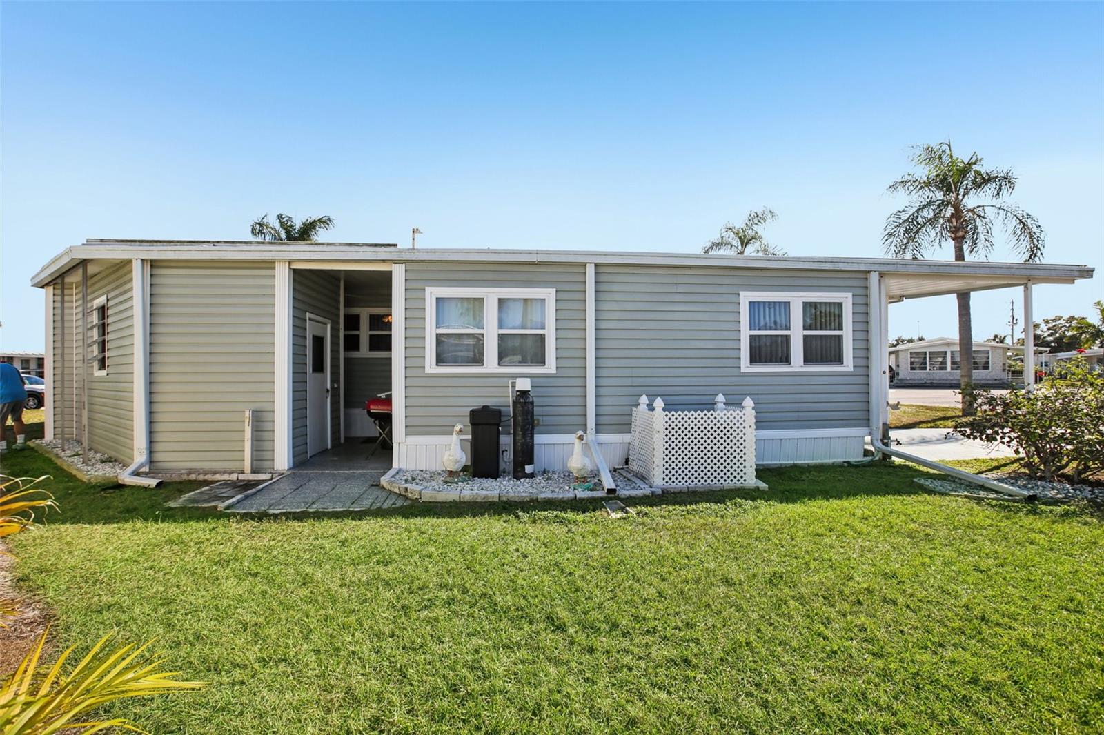 GOLDEN GATE MOBILE HOME PARK UNREC - Residential