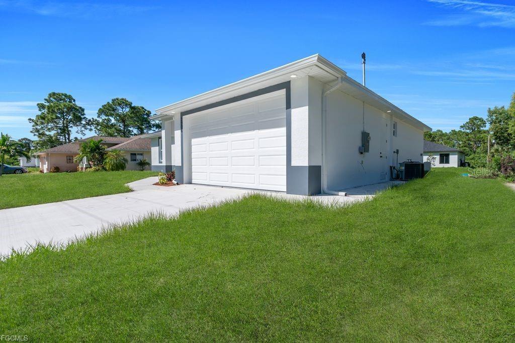 LEHIGH ACRES - Residential