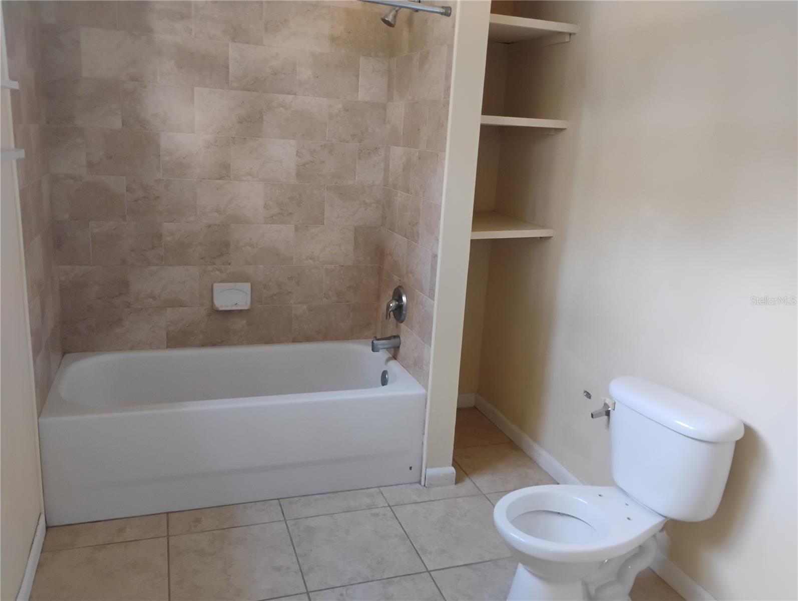 TURLEYS BLK 155 - Residential