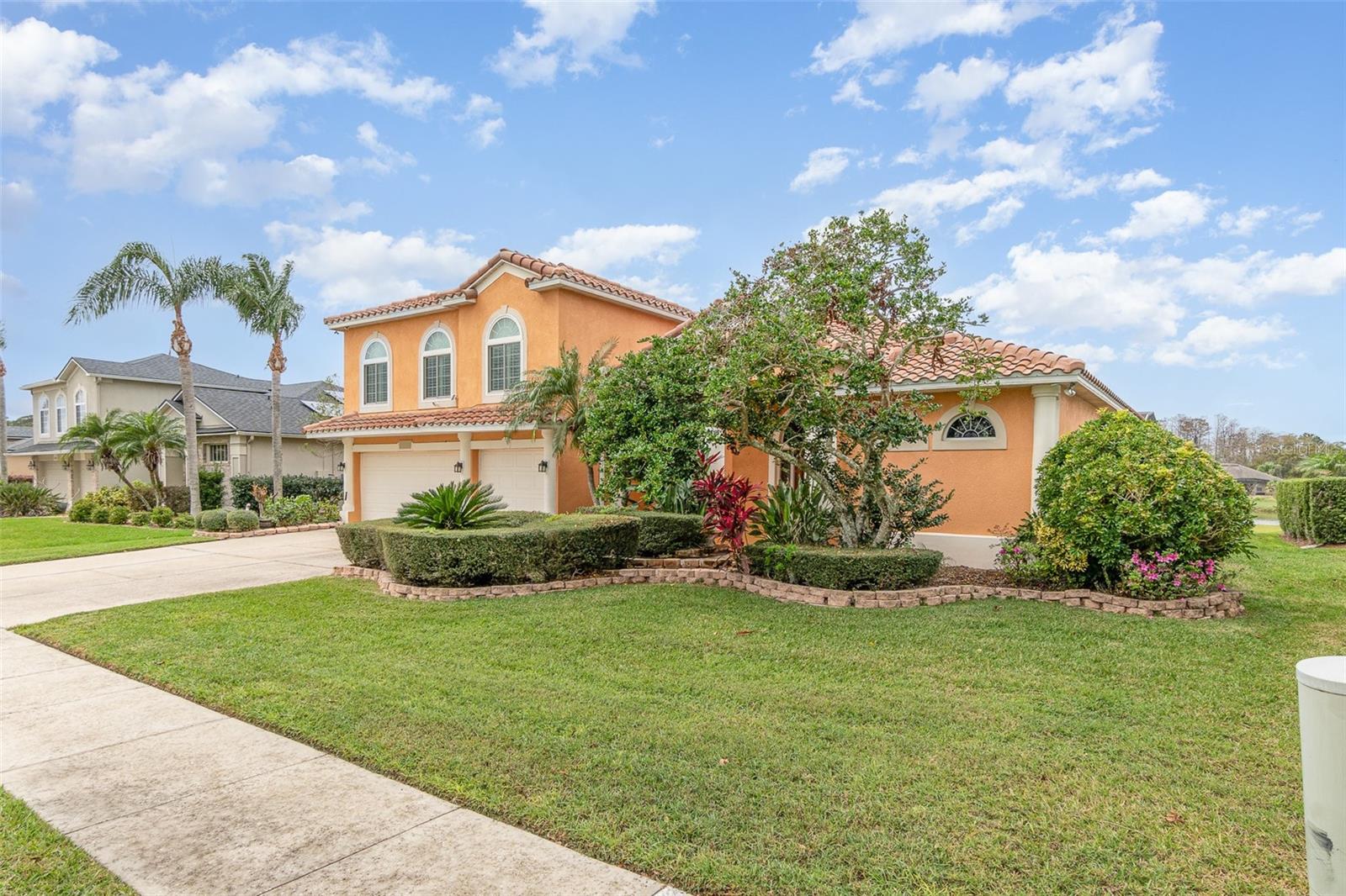 2326 WINTERMERE POINTE DRIVE