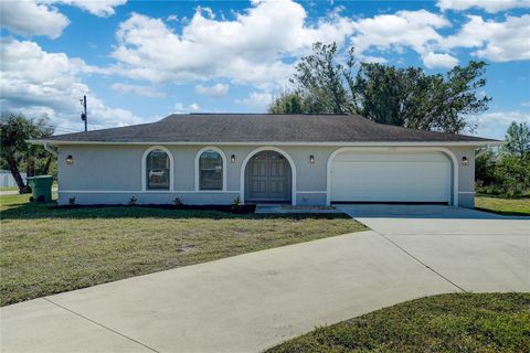 A home in PORT CHARLOTTE