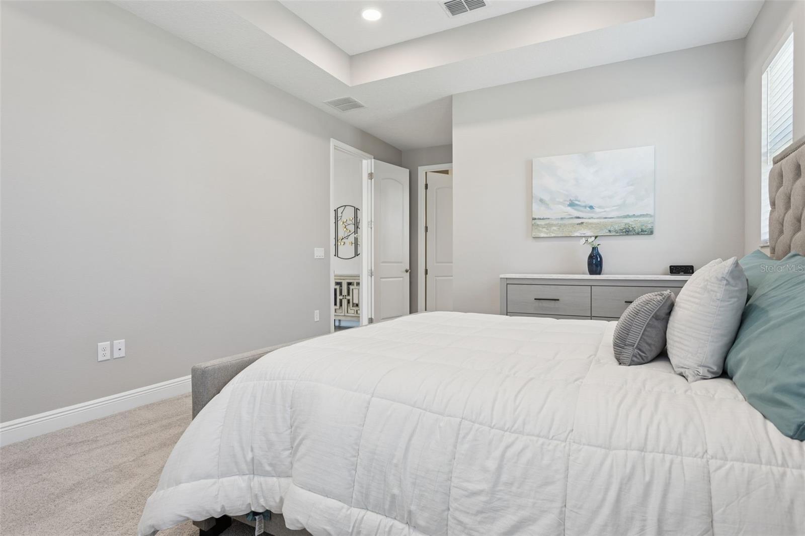 WHISPERING OAKS PRESERVE - Residential