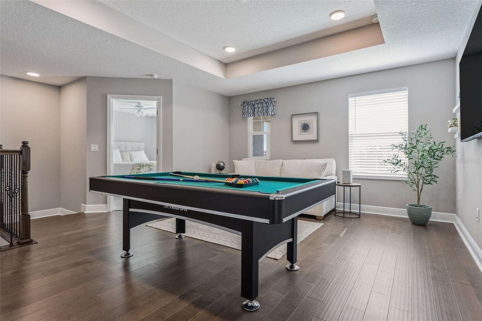 WHISPERING OAKS PRESERVE - Residential