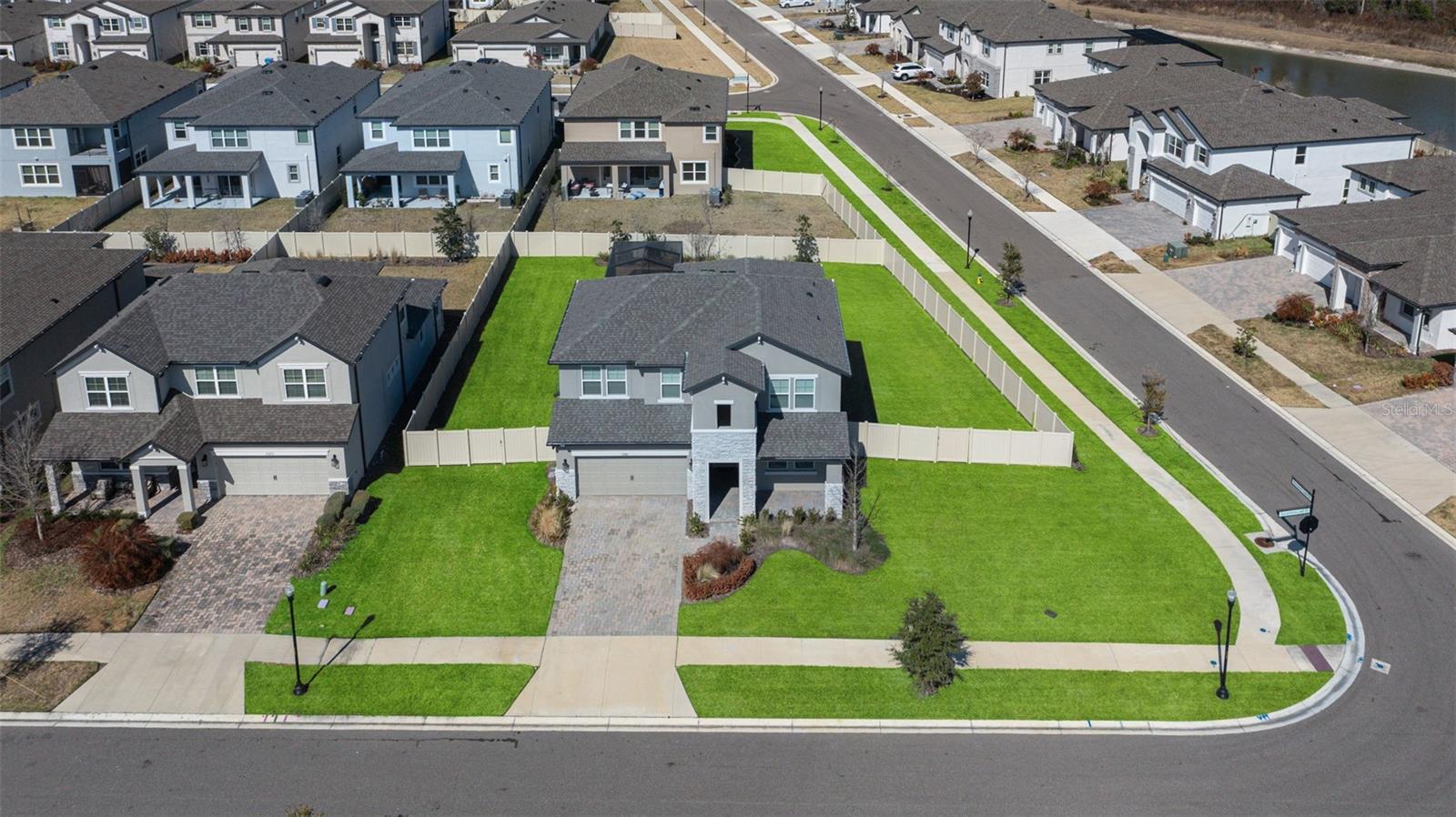 WHISPERING OAKS PRESERVE - Residential