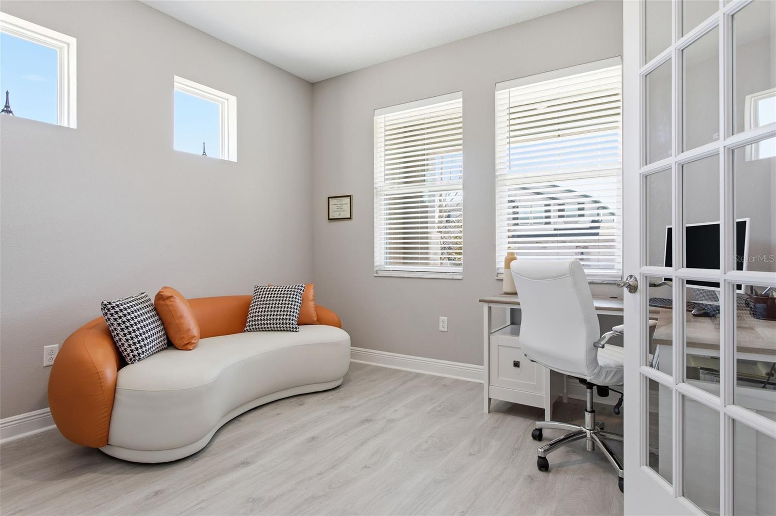 WHISPERING OAKS PRESERVE - Residential