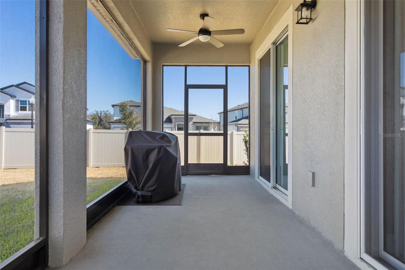 WHISPERING OAKS PRESERVE - Residential