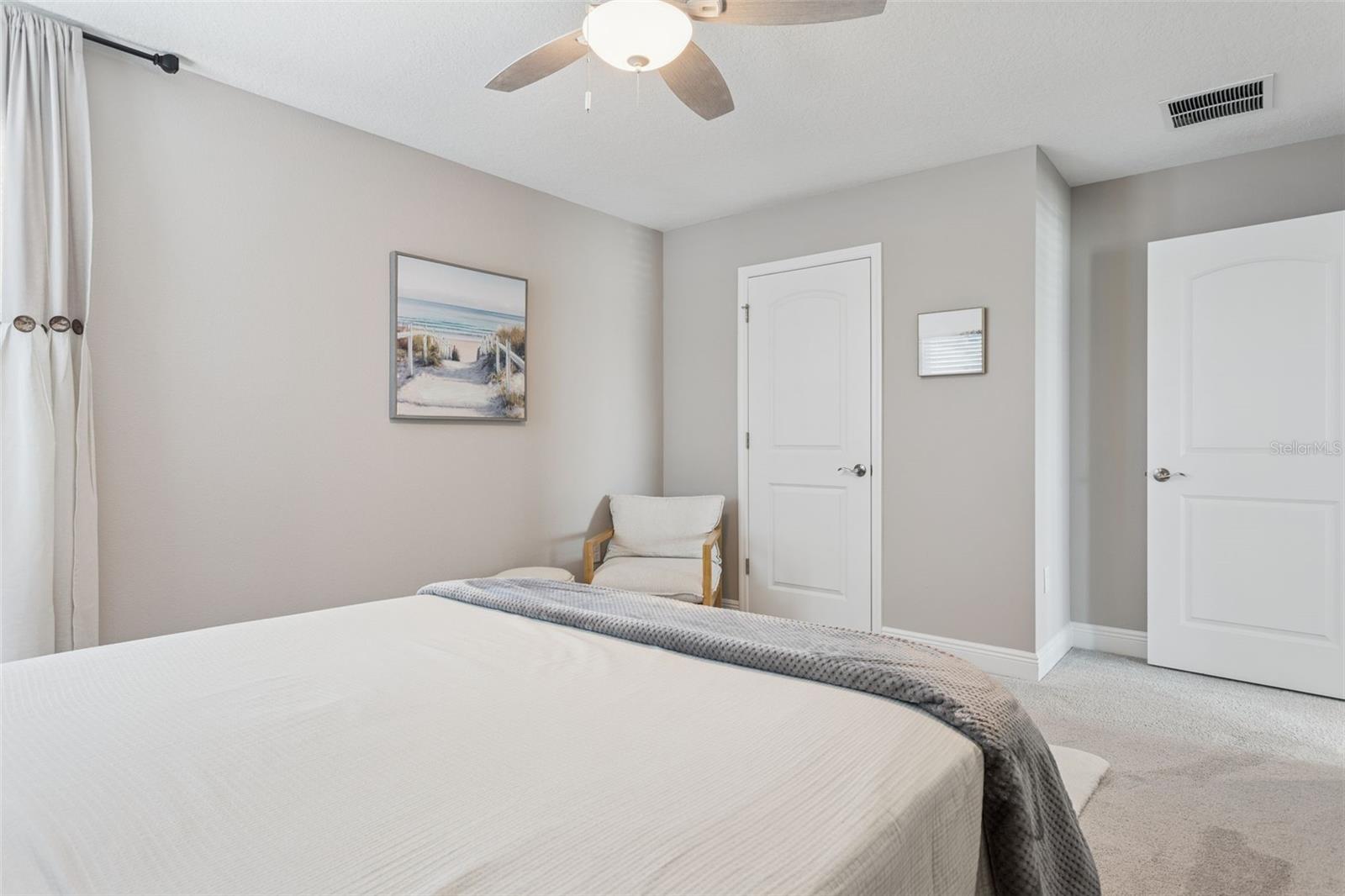 WHISPERING OAKS PRESERVE - Residential