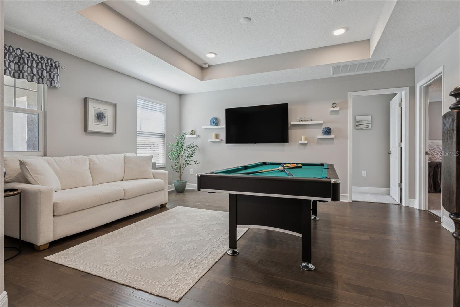 WHISPERING OAKS PRESERVE - Residential