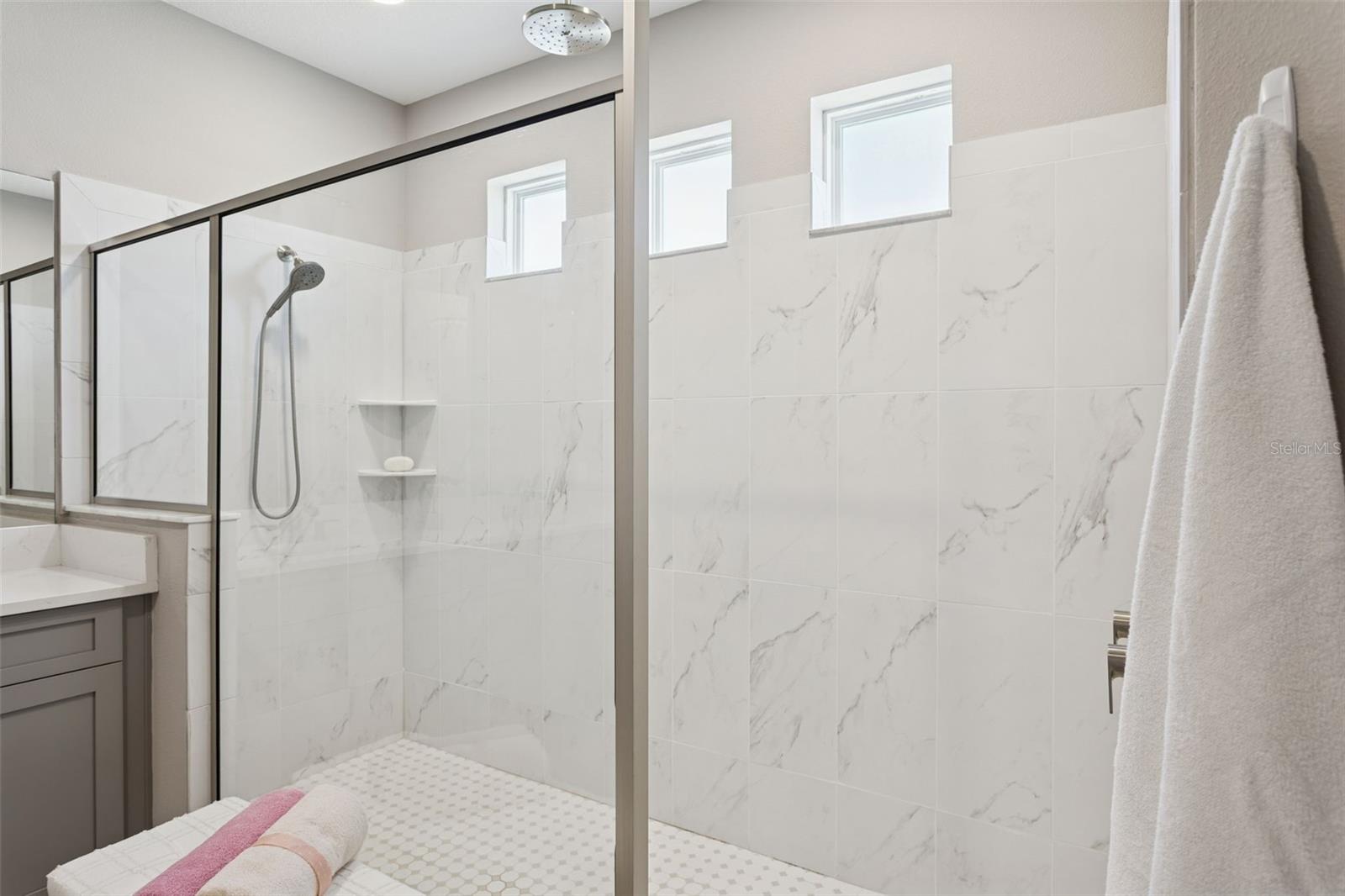 WHISPERING OAKS PRESERVE - Residential