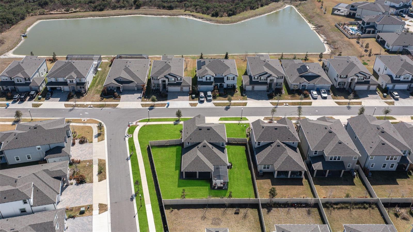 WHISPERING OAKS PRESERVE - Residential