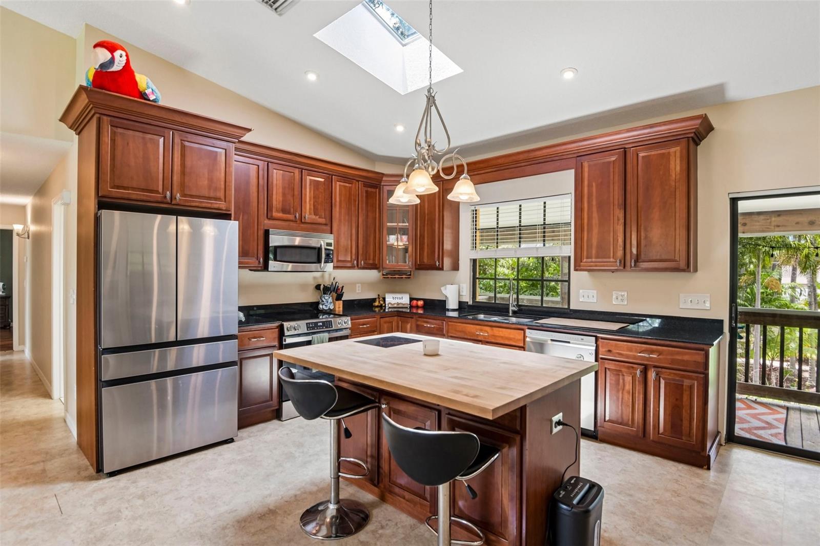 5831 114TH TERRACE N